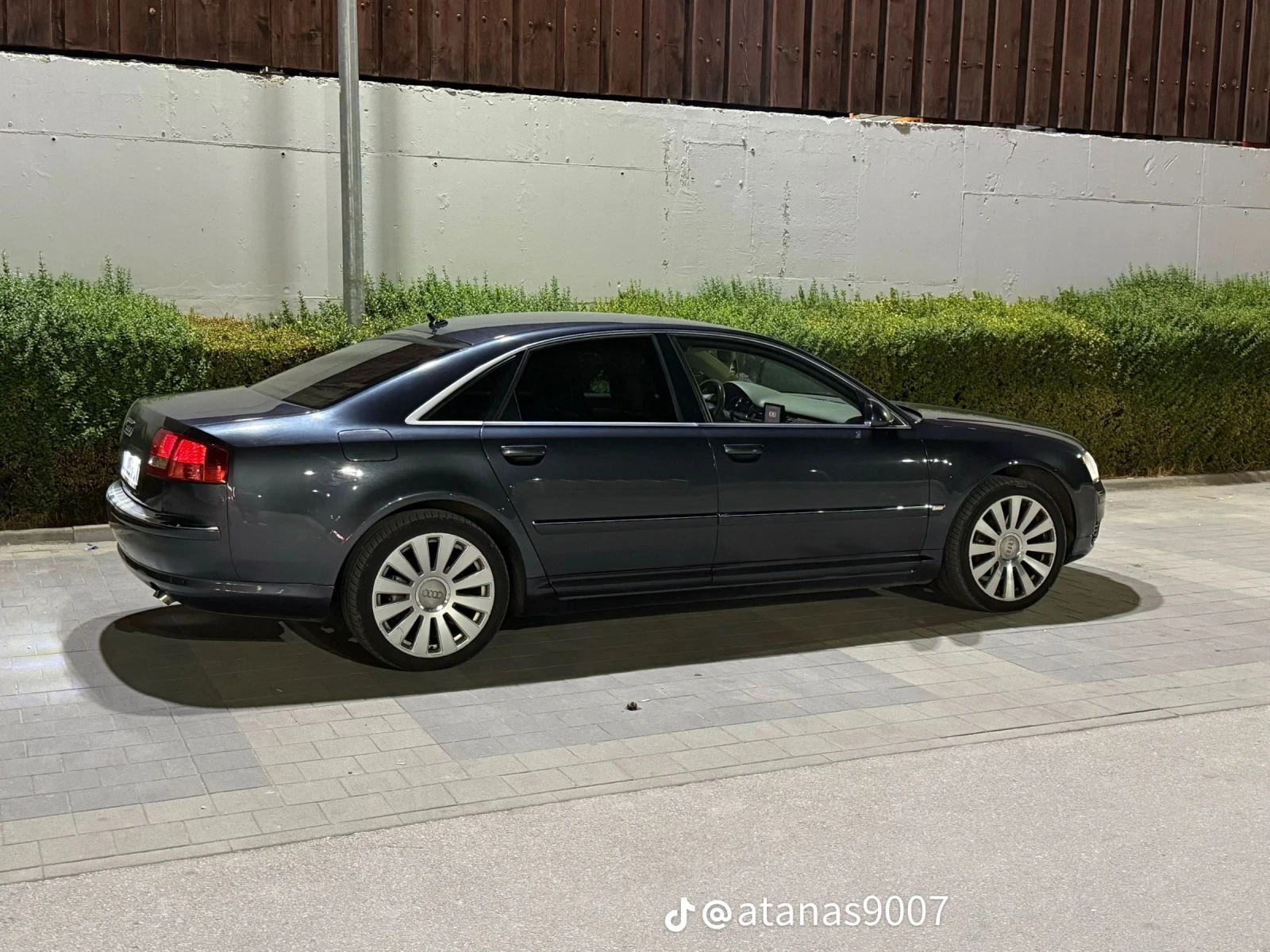 Audi A8  - изображение 4
