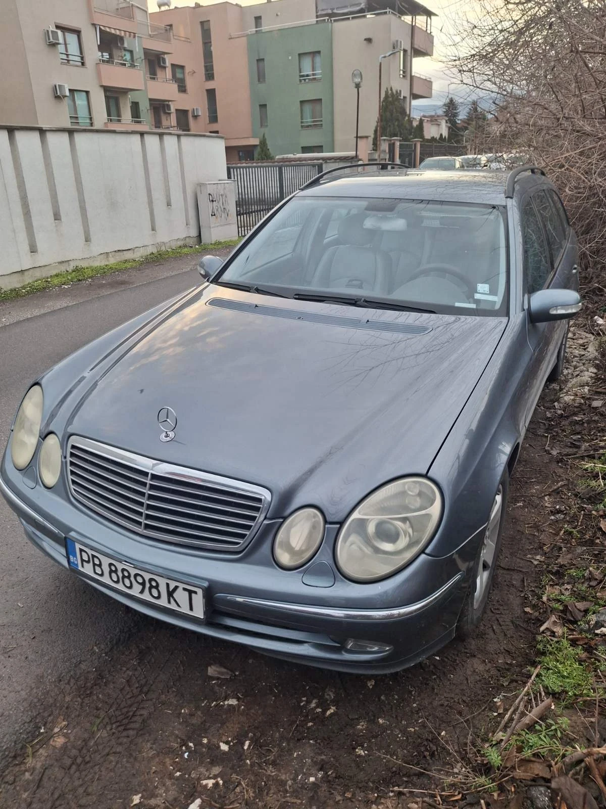 Mercedes-Benz E 270 2.7 CDI - изображение 6