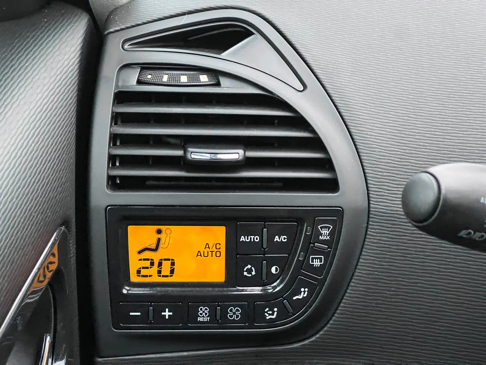 Citroen C4 Picasso 1.6HDi Exclusive ������� ���������� | Mobile.bg � ����������� 12