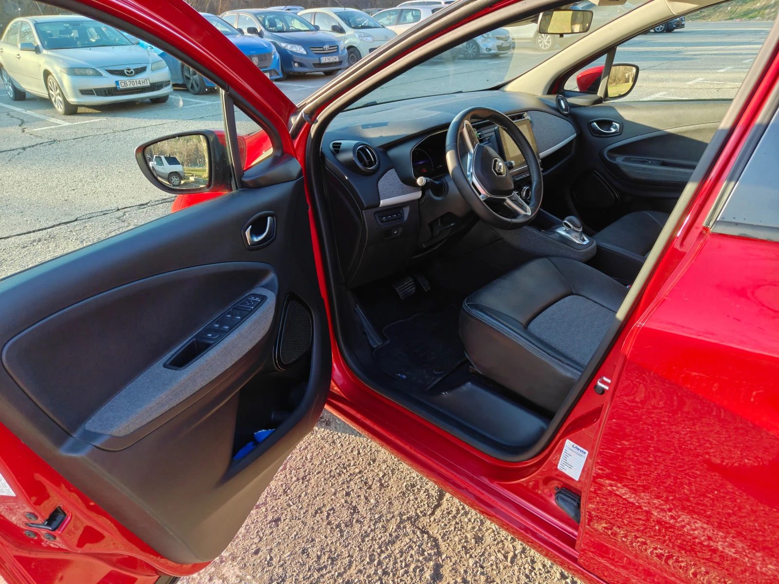 Renault Zoe R135 CCS, снимка 8 - Автомобили и джипове - 53660577