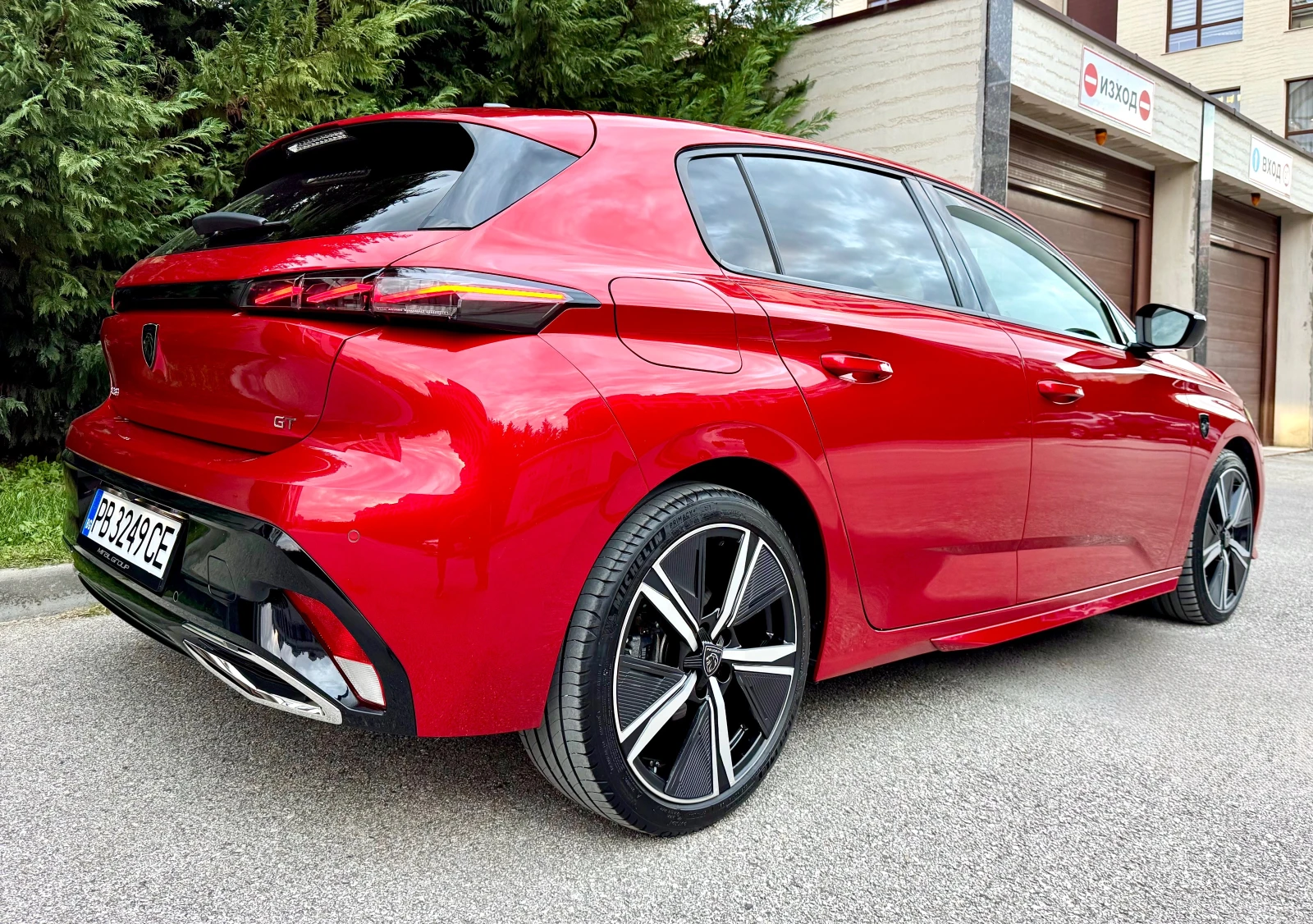 Peugeot 308 1.5HDI GT-LINE  EAT8 MATRIX KEYLESS-GO 53000km!!!, снимка 5 - Автомобили и джипове - 53714240