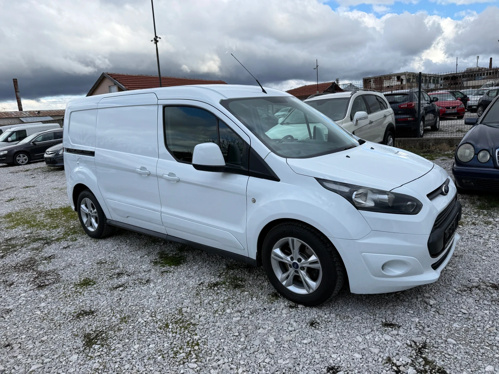 Ford Connect 1.5TDCI LONG, снимка 2 - Автомобили и джипове - 54030864