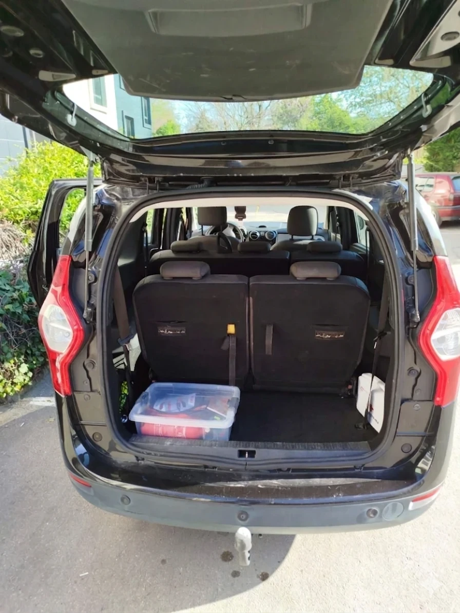Dacia Lodgy 7 МЕСТА | 115 КС | 1.2 TCe , снимка 10 - Автомобили и джипове - 54305398