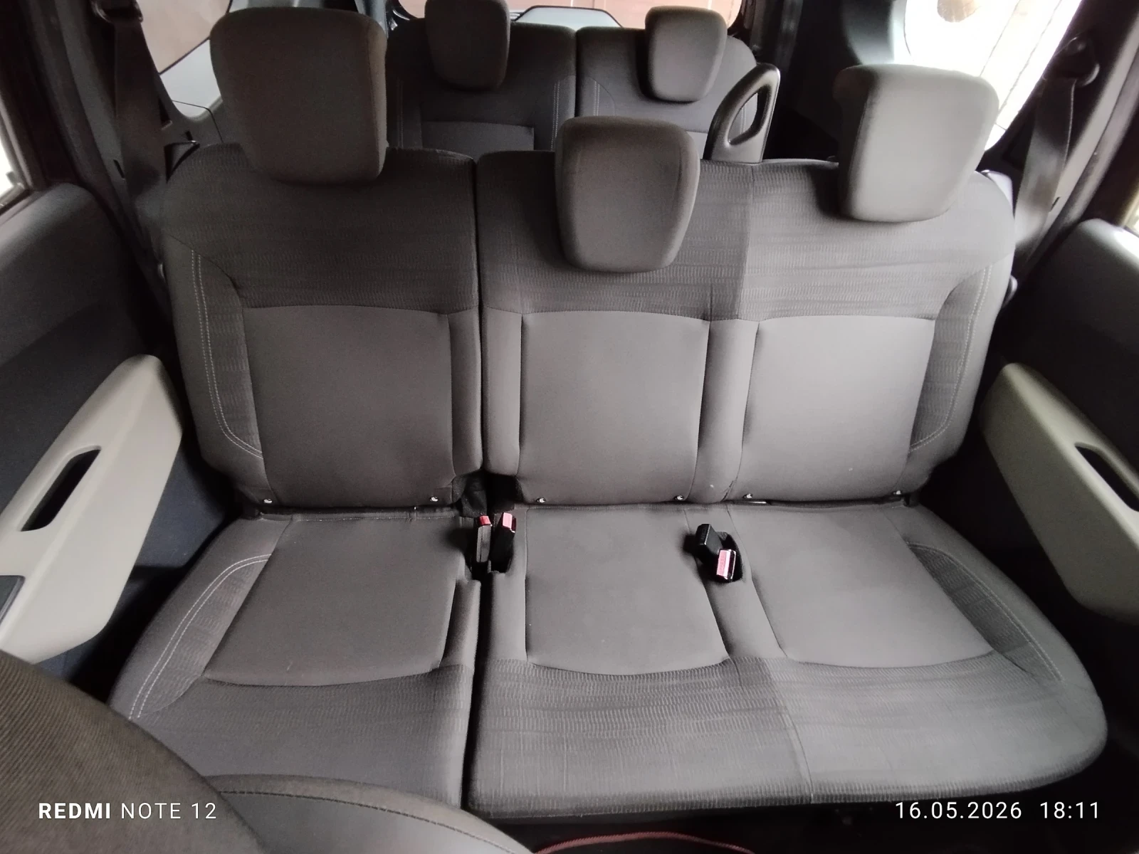 Dacia Lodgy 7 МЕСТА | 115 КС | 1.2 TCe , снимка 12 - Автомобили и джипове - 54305398