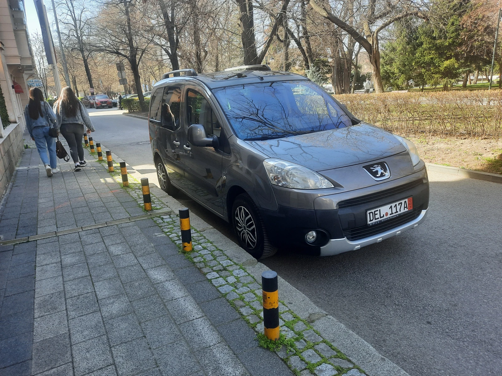 Peugeot Partner Tepee, снимка 2 - Автомобили и джипове - 54487082