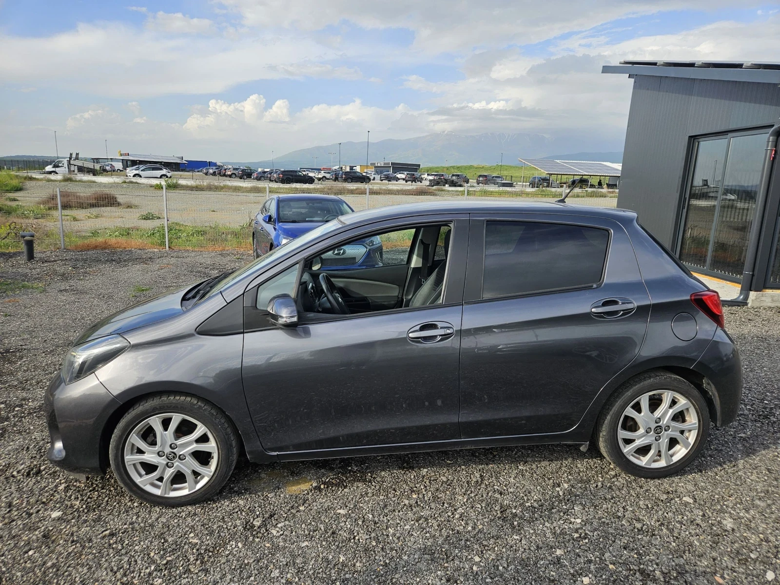 Toyota Yaris 1.4 D4D Facelift Euro5 | Mobile.bg � ����������� 2