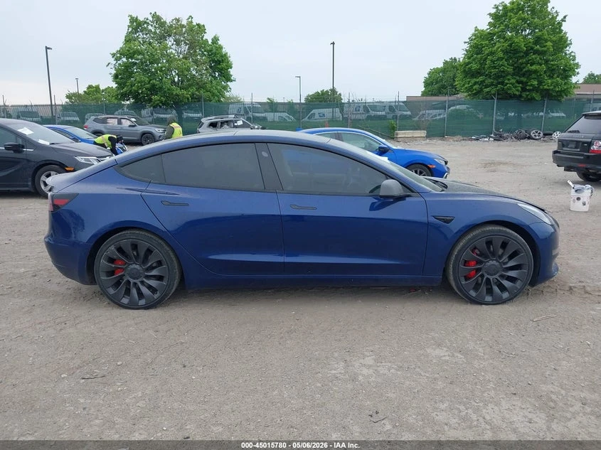 Tesla Model 3 Performance Dual Motor All-Wheel Drive, снимка 13 - Автомобили и джипове - 54687919