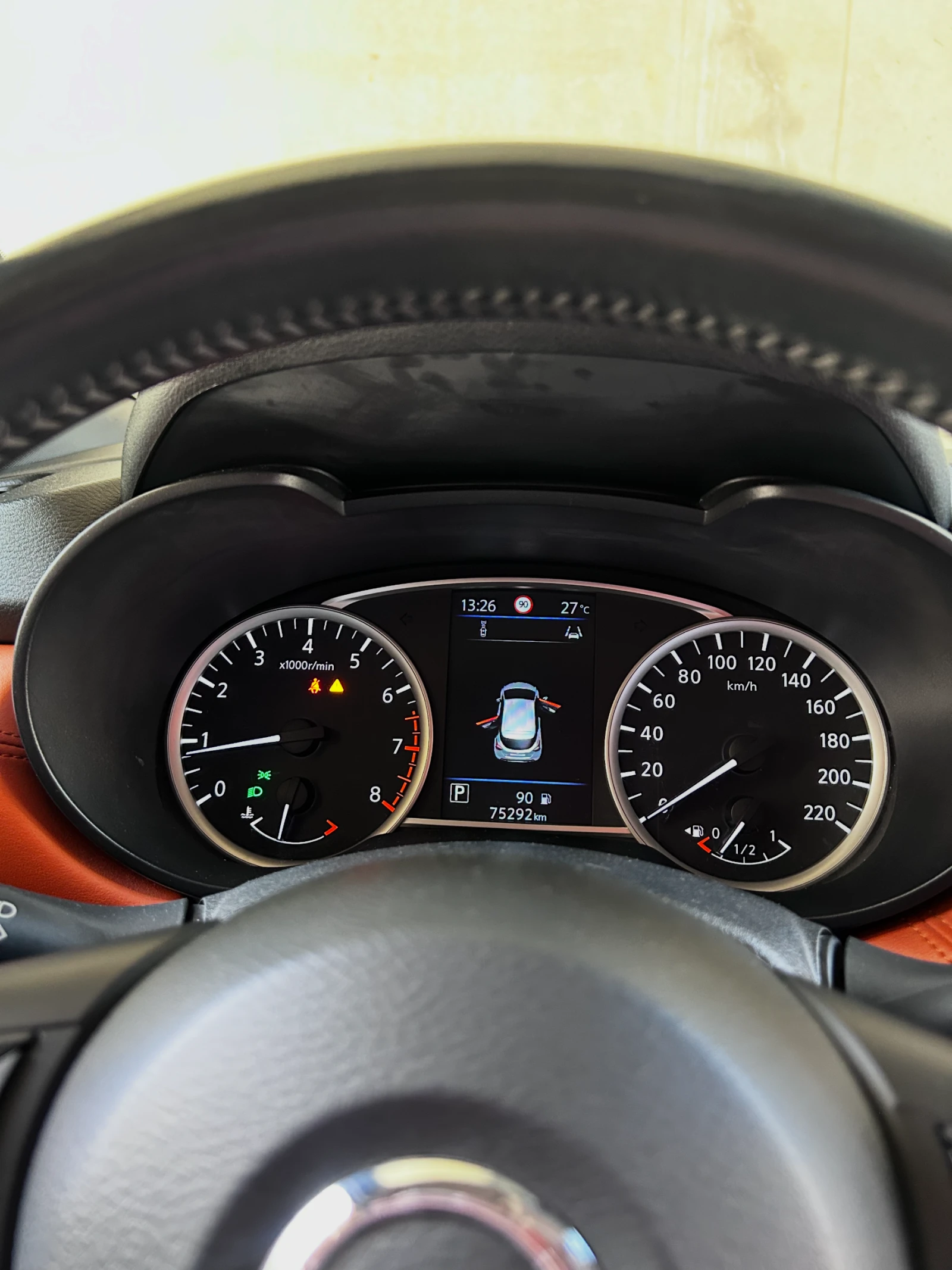 Nissan Micra N-Sport Automatic, 76 000 км, един собственик, снимка 3 - Автомобили и джипове - 54994439
