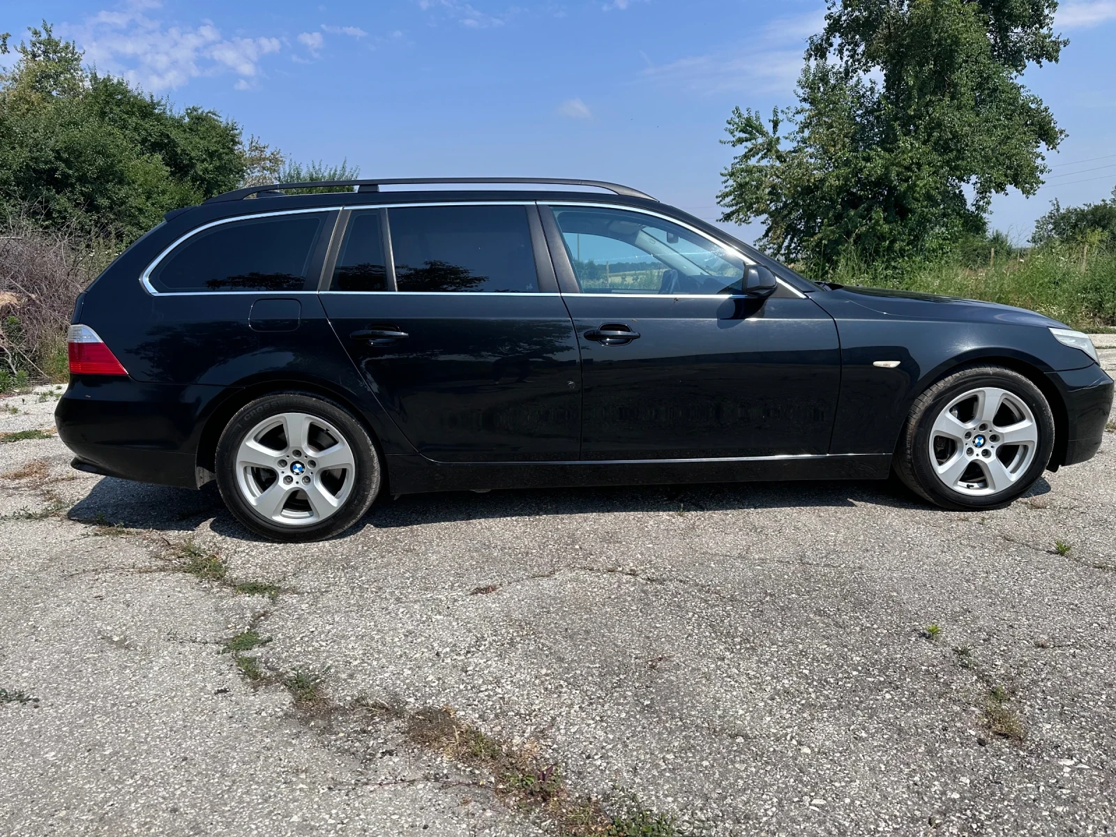 BMW 530, снимка 16 - Автомобили и джипове - 55113497