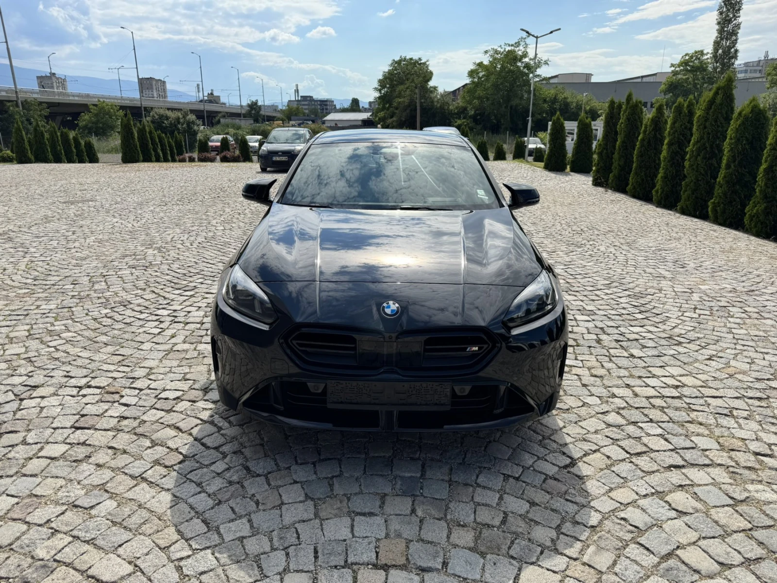BMW M135 F70 M Sports, снимка 2 - Автомобили и джипове - 55216900
