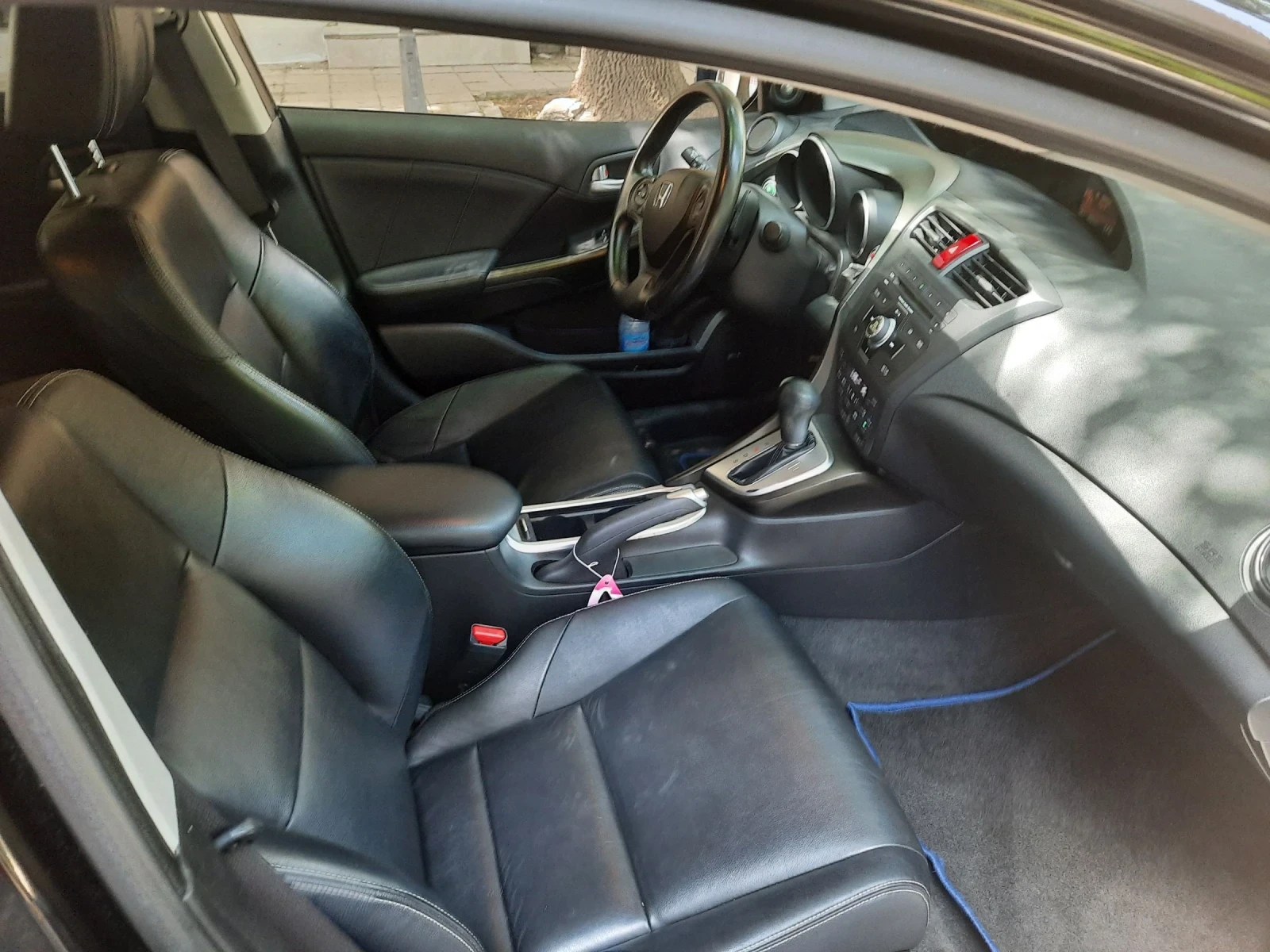 Honda Civic 1.8 Vtec-Автоматик, снимка 5 - Автомобили и джипове - 55484861