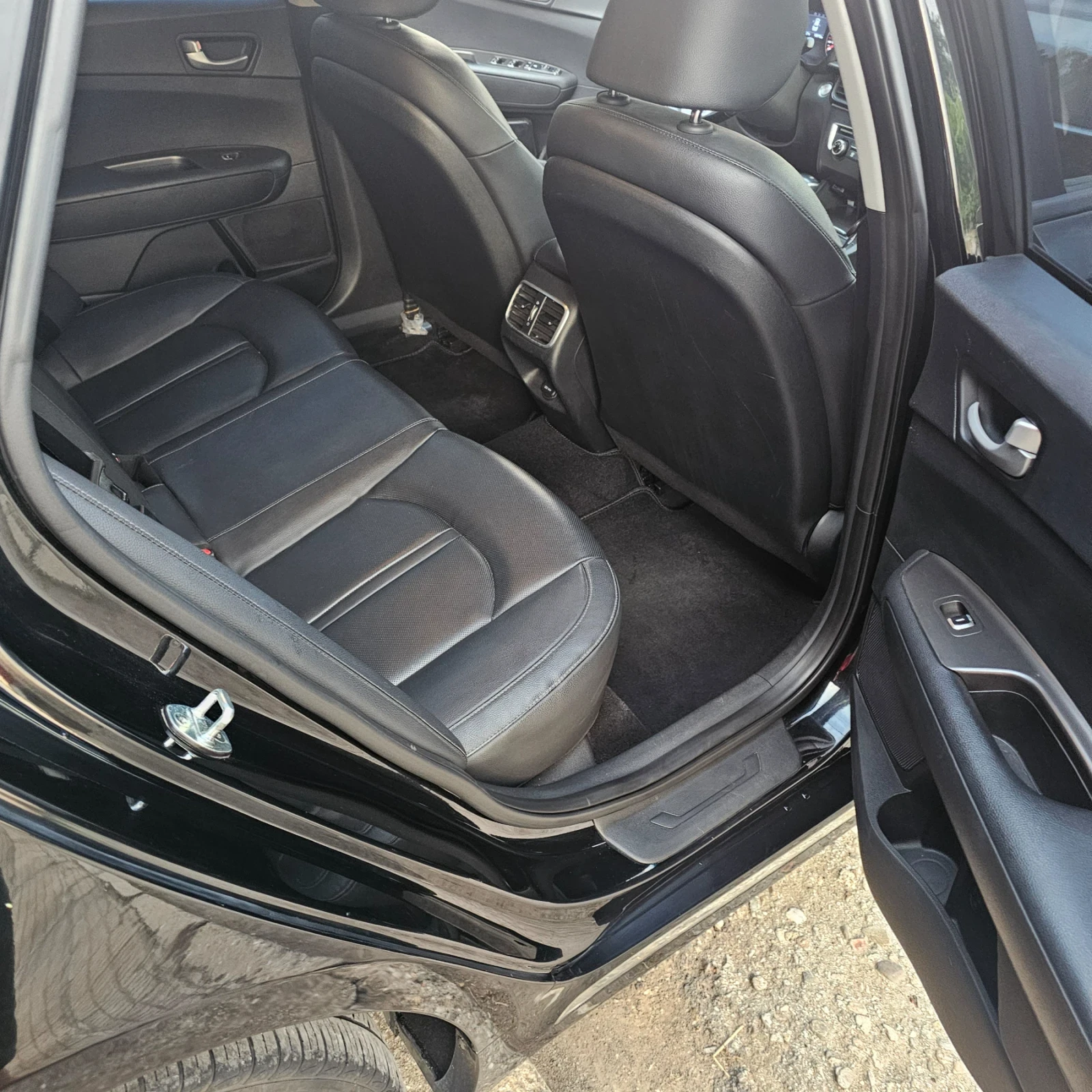 Kia K5 2.0LPI, снимка 9 - Автомобили и джипове - 55746337