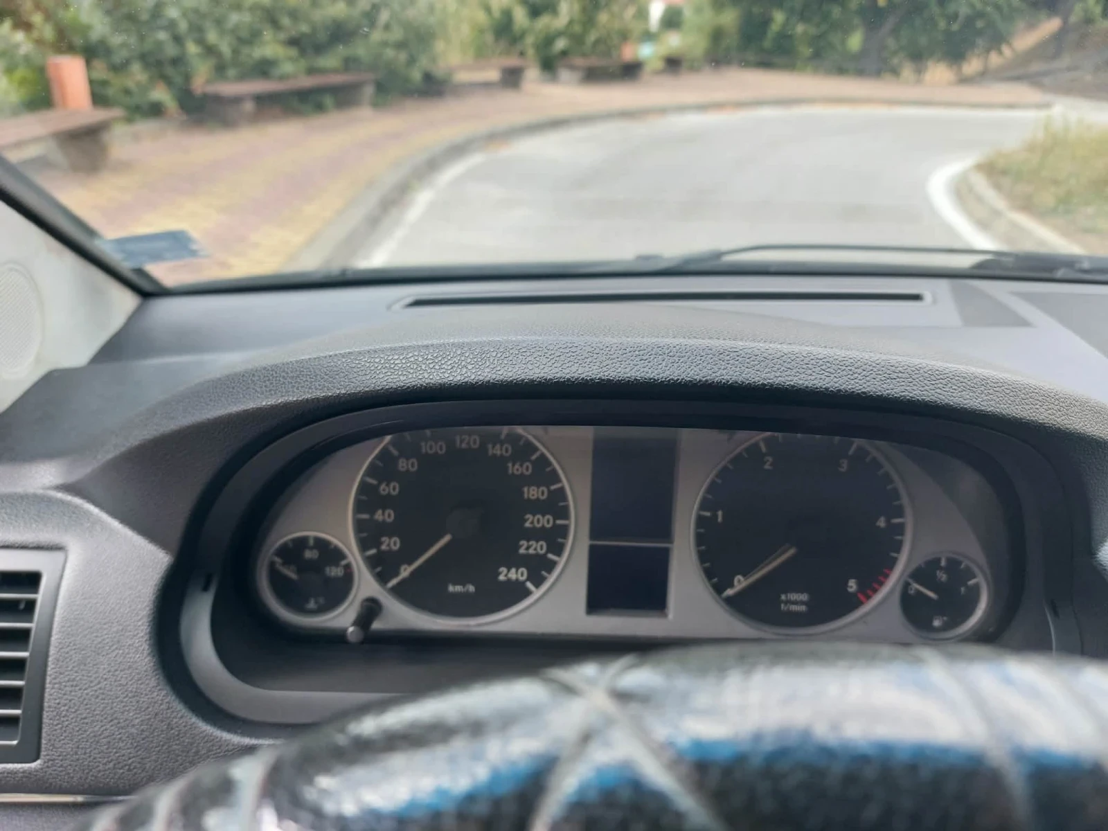 Mercedes-Benz B 180, снимка 8 - Автомобили и джипове - 56328071