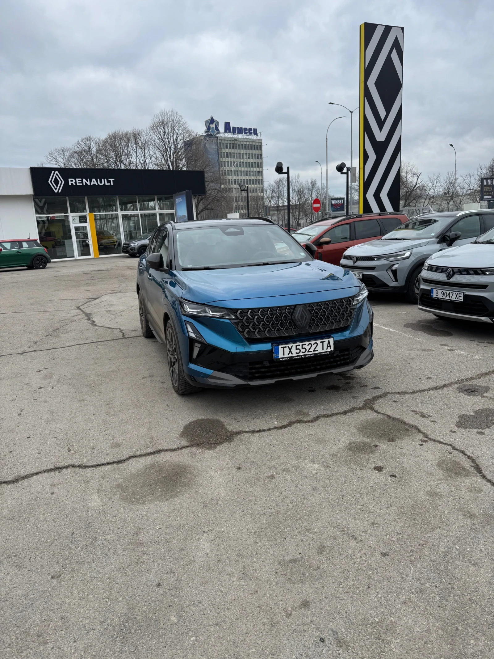 Renault Austral, снимка 3 - Автомобили и джипове - 56371688