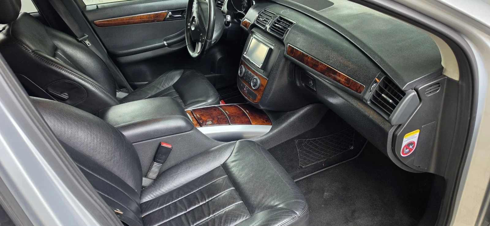 Mercedes-Benz R 280, снимка 9 - Автомобили и джипове - 56564397