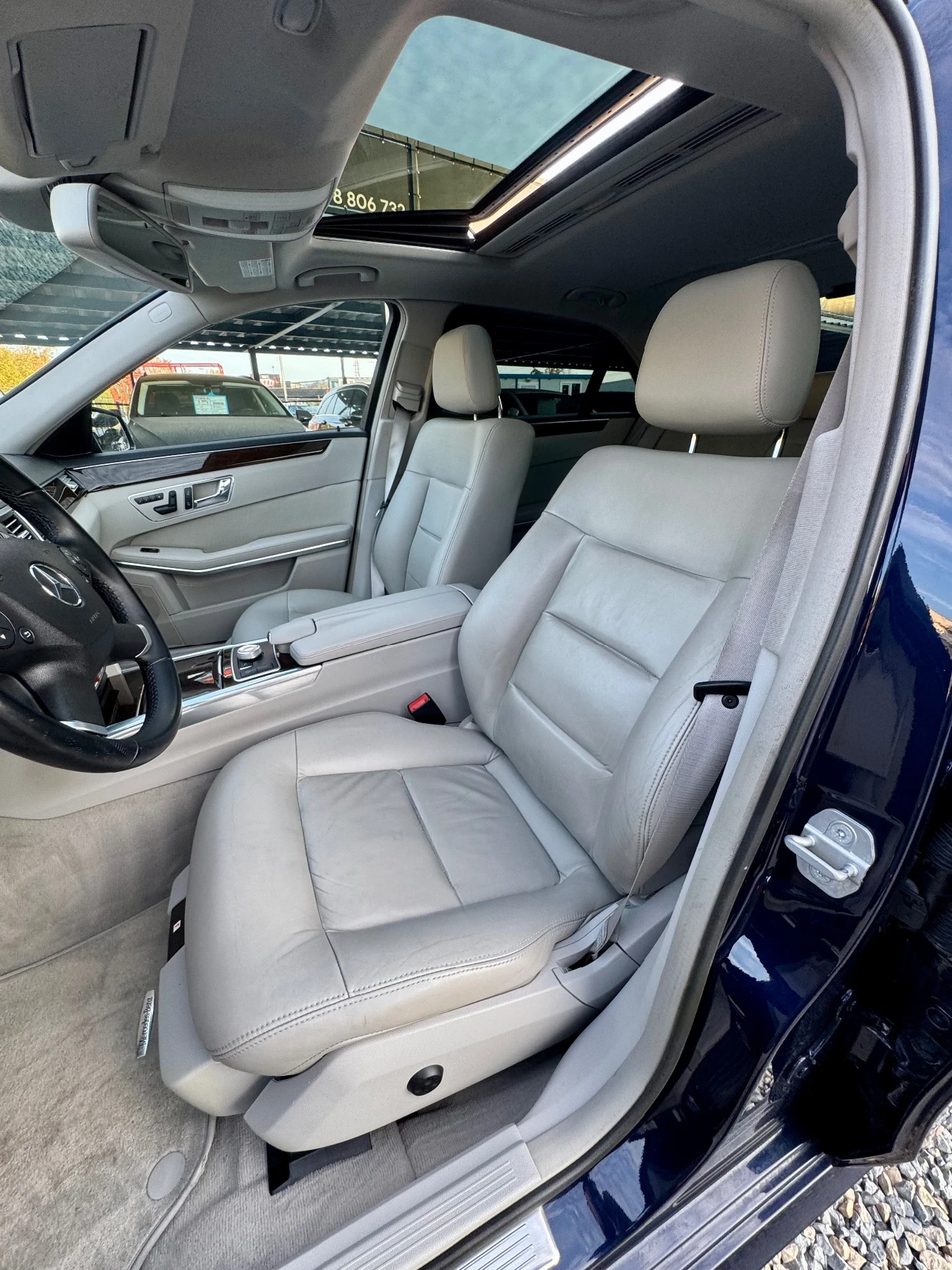 Mercedes-Benz E 350, снимка 11 - Автомобили и джипове - 56595486
