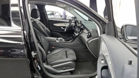 Mercedes-Benz GLC 300 4MATIC/AMG-LINE/DRIVE-ASSISTS/PANOROOF, снимка 13