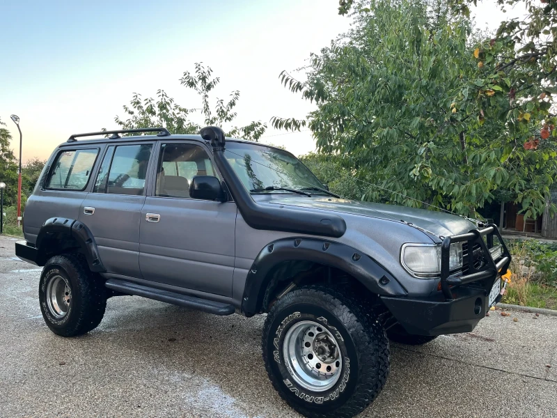 Toyota Land cruiser, снимка 6 - Автомобили и джипове - 47379920