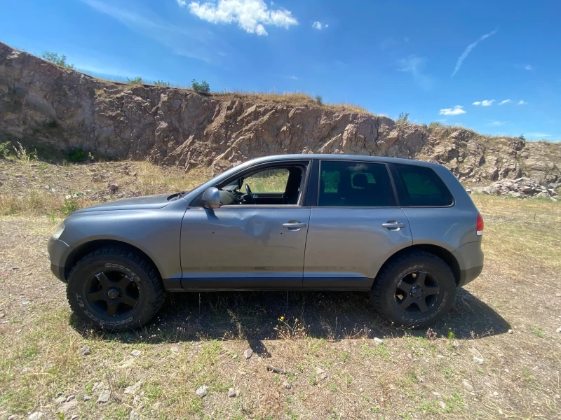 VW Touareg 4x4, снимка 8 - Автомобили и джипове - 48065217