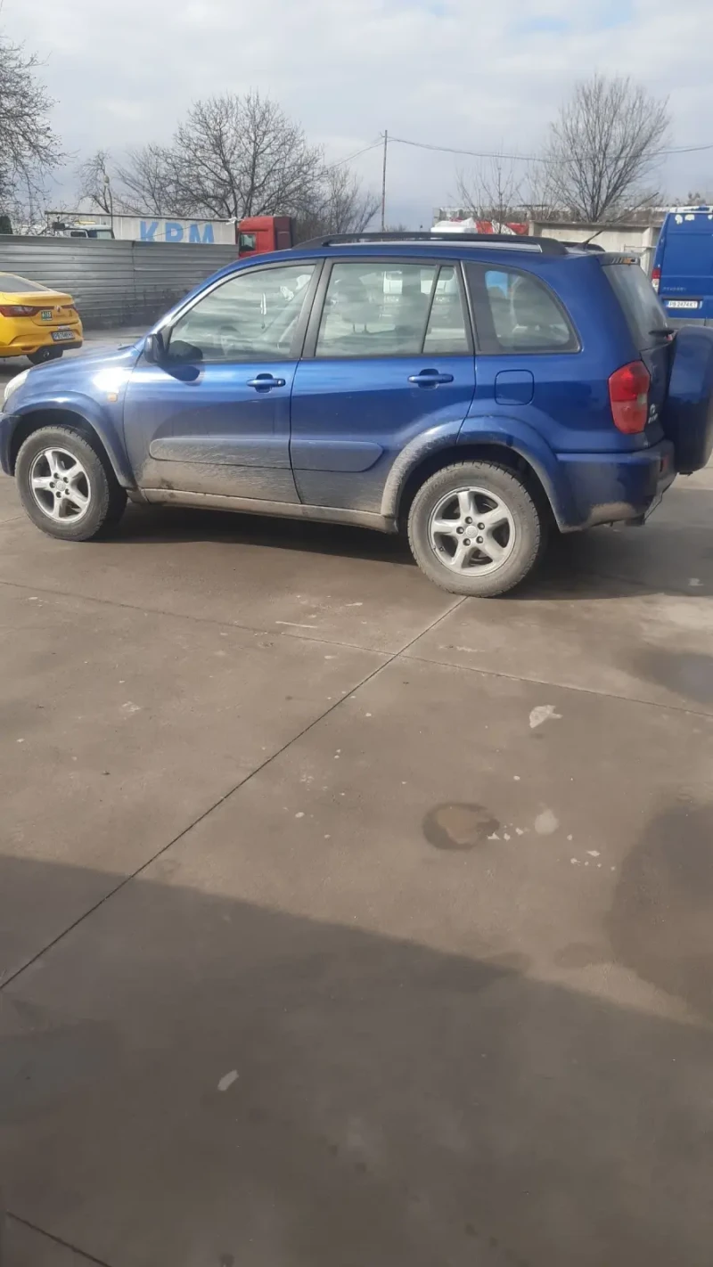 Toyota Rav4, снимка 3 - Автомобили и джипове - 49482193