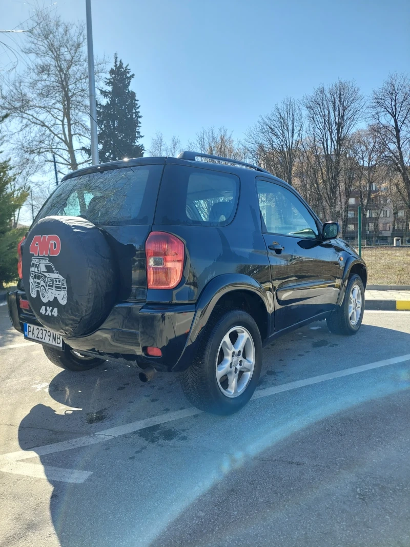 Toyota Rav4 2.0  D4D italia, снимка 3 - Автомобили и джипове - 49431348