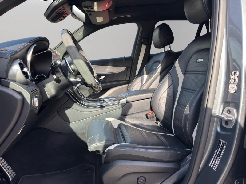 Mercedes-Benz GLC 63 AMG S 4 MATIC+ SUV Performance, снимка 9 - Автомобили и джипове - 52455682
