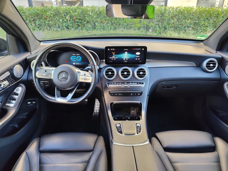 Mercedes-Benz GLC 300 4MATIC* * * AMG* * * PANORAMA* * * plug in hybrid, снимка 4 - Автомобили и джипове - 52775897