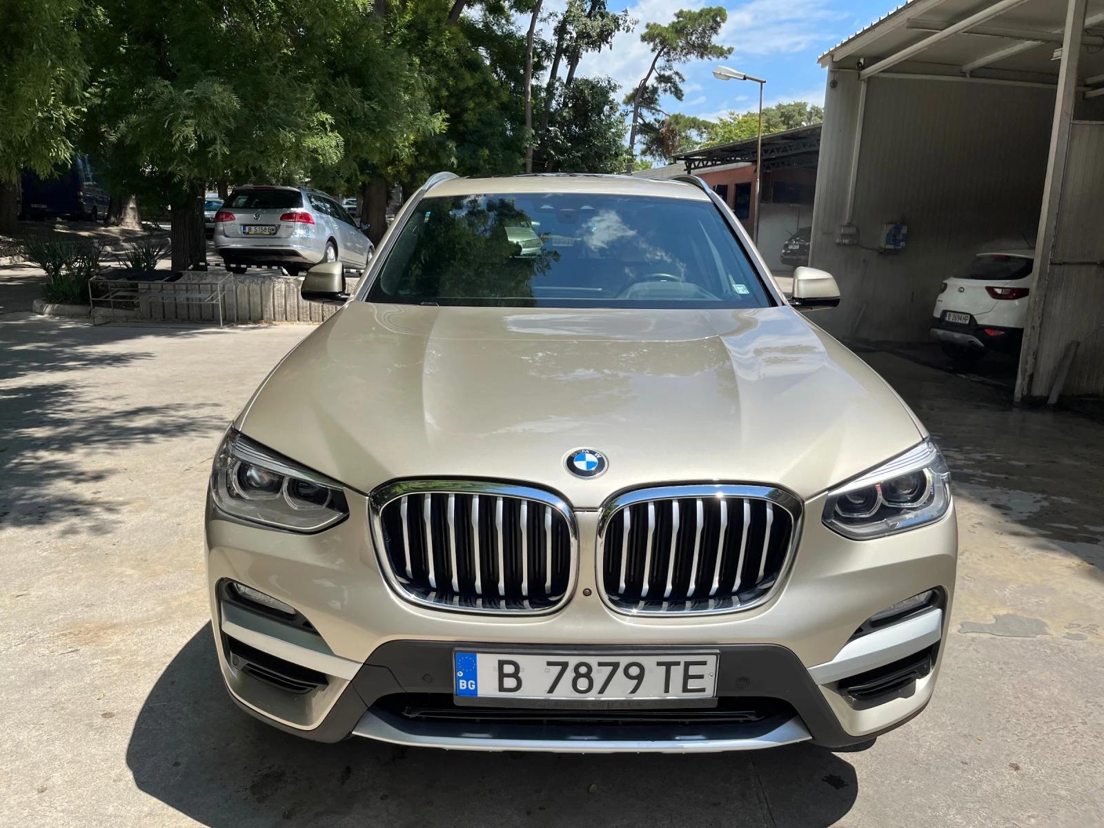 BMW X3 30i INDIVIDUAL* Pano* Head-Up* Harman/Kardon* 360* - изображение 2