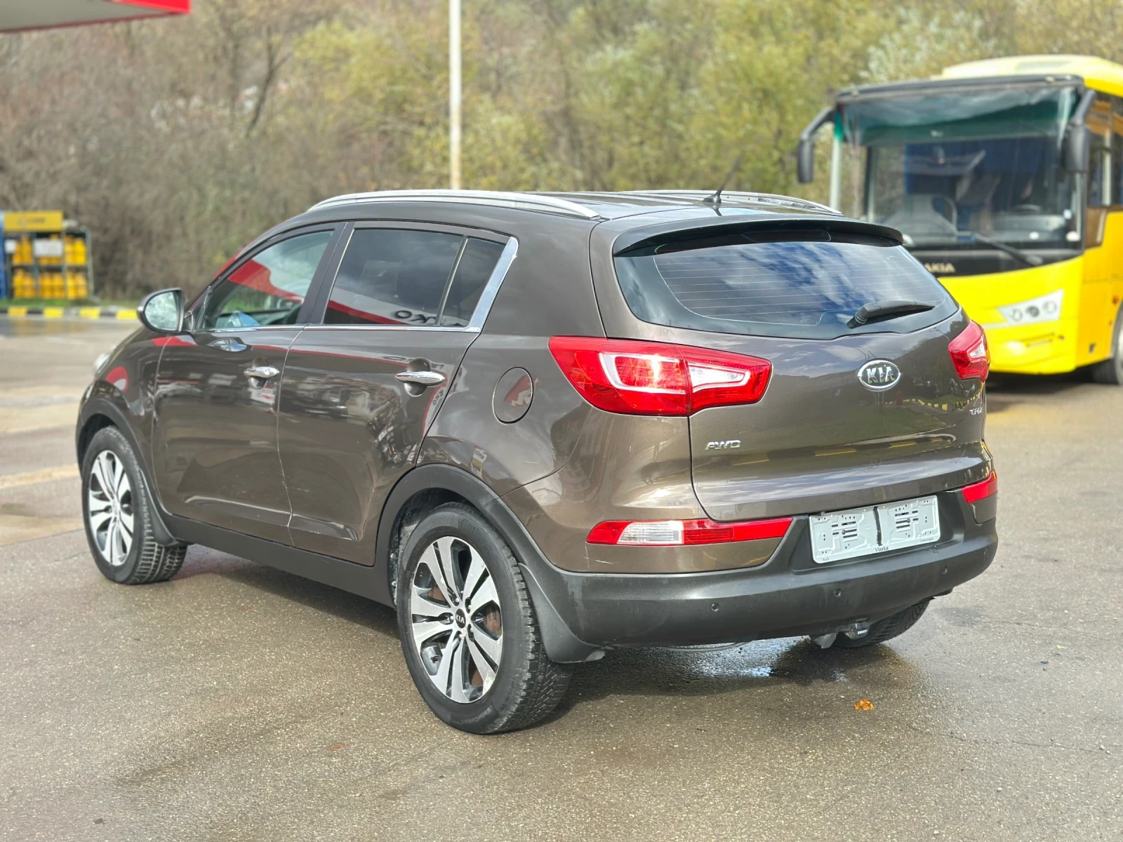 Kia Sportage 2.0CRDi Автоматик* Навигация* Камера - изображение 8