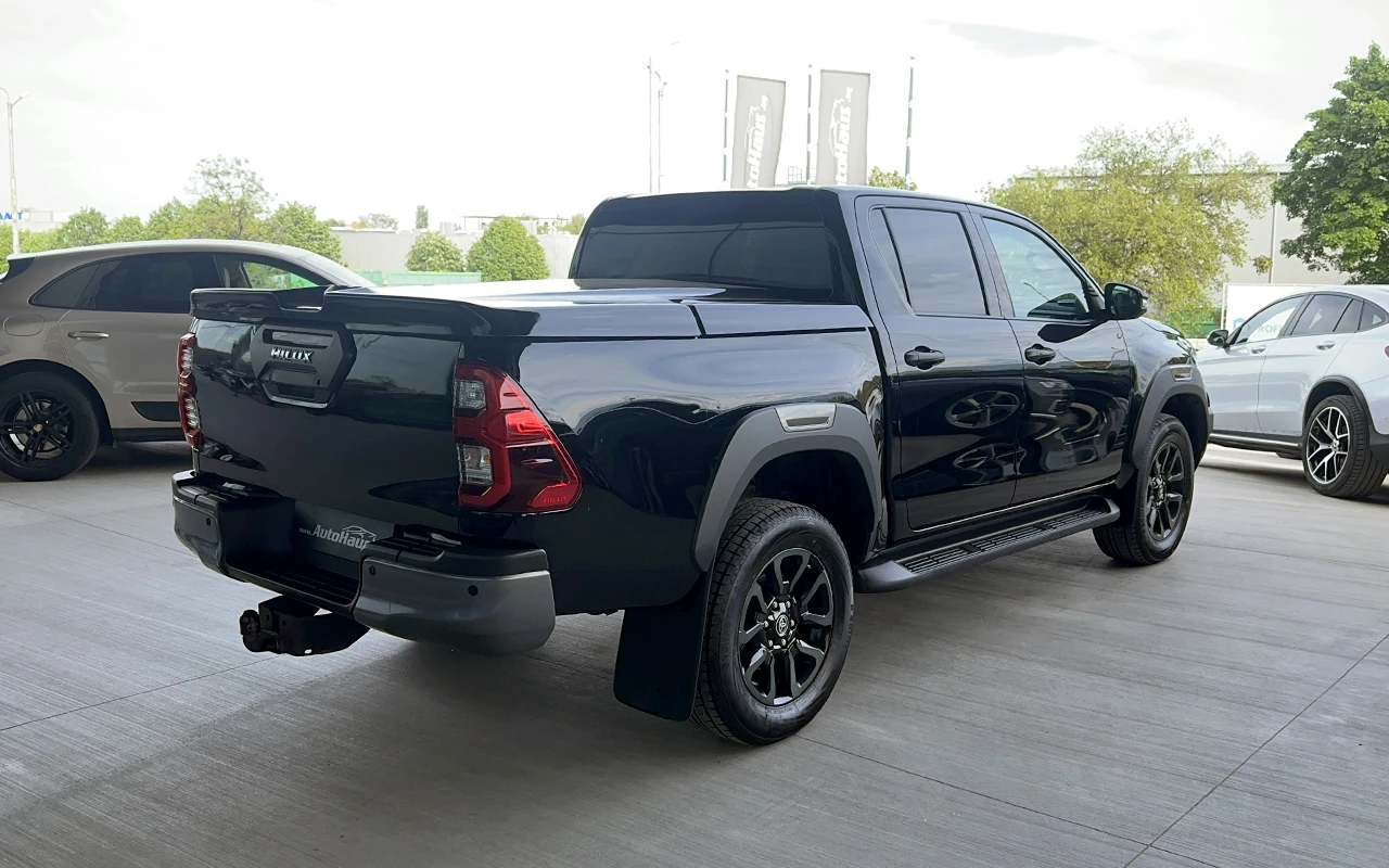Toyota Hilux 2.8D, снимка 4 - Автомобили и джипове - 54428672