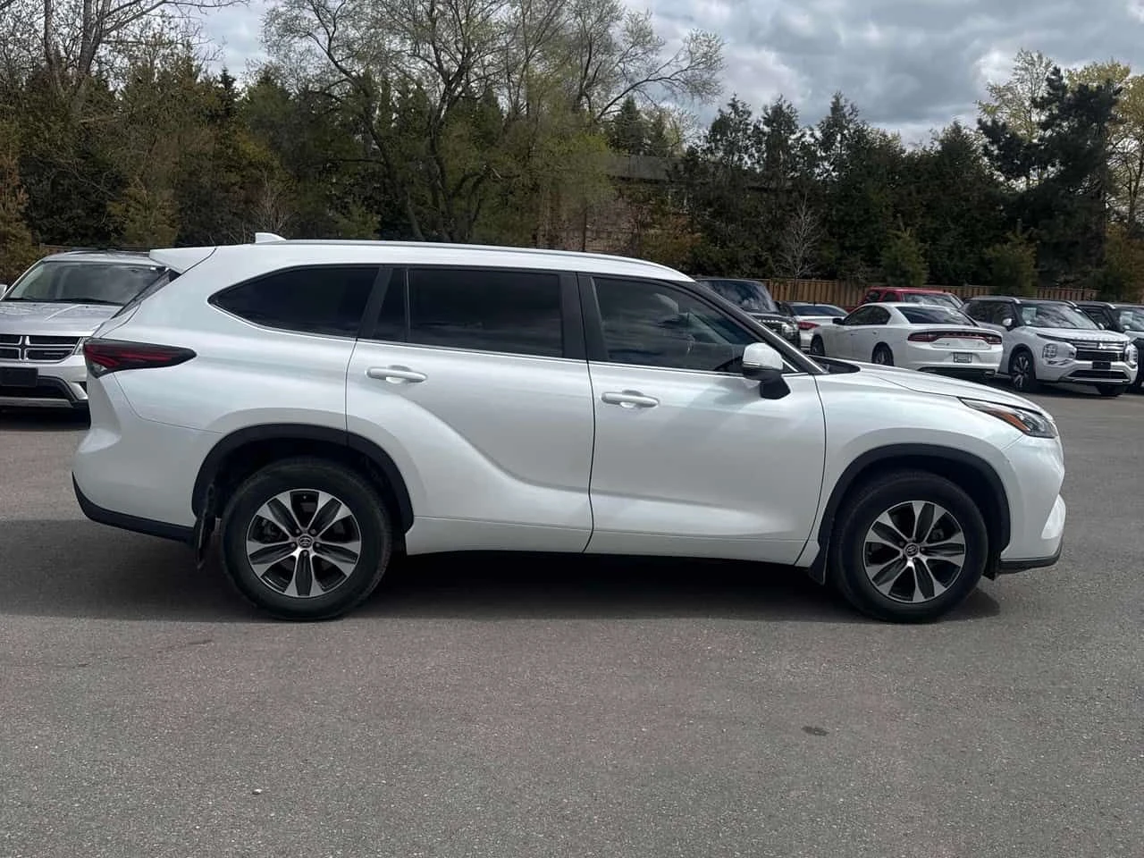 Toyota Highlander * AWD * ��������� * �������� * ����� * NAVI | Mobile.bg � ����������� 12