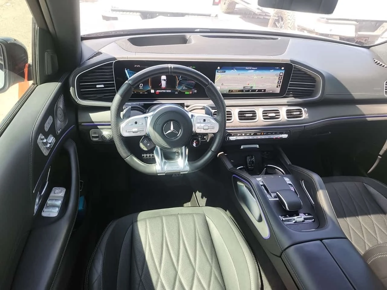 Mercedes-Benz GLE 63 S AMG | DISTR| 360| AIRMATIC| BURMESTER| ОБДУХВАНЕ| HUD, снимка 9 - Автомобили и джипове - 54827025