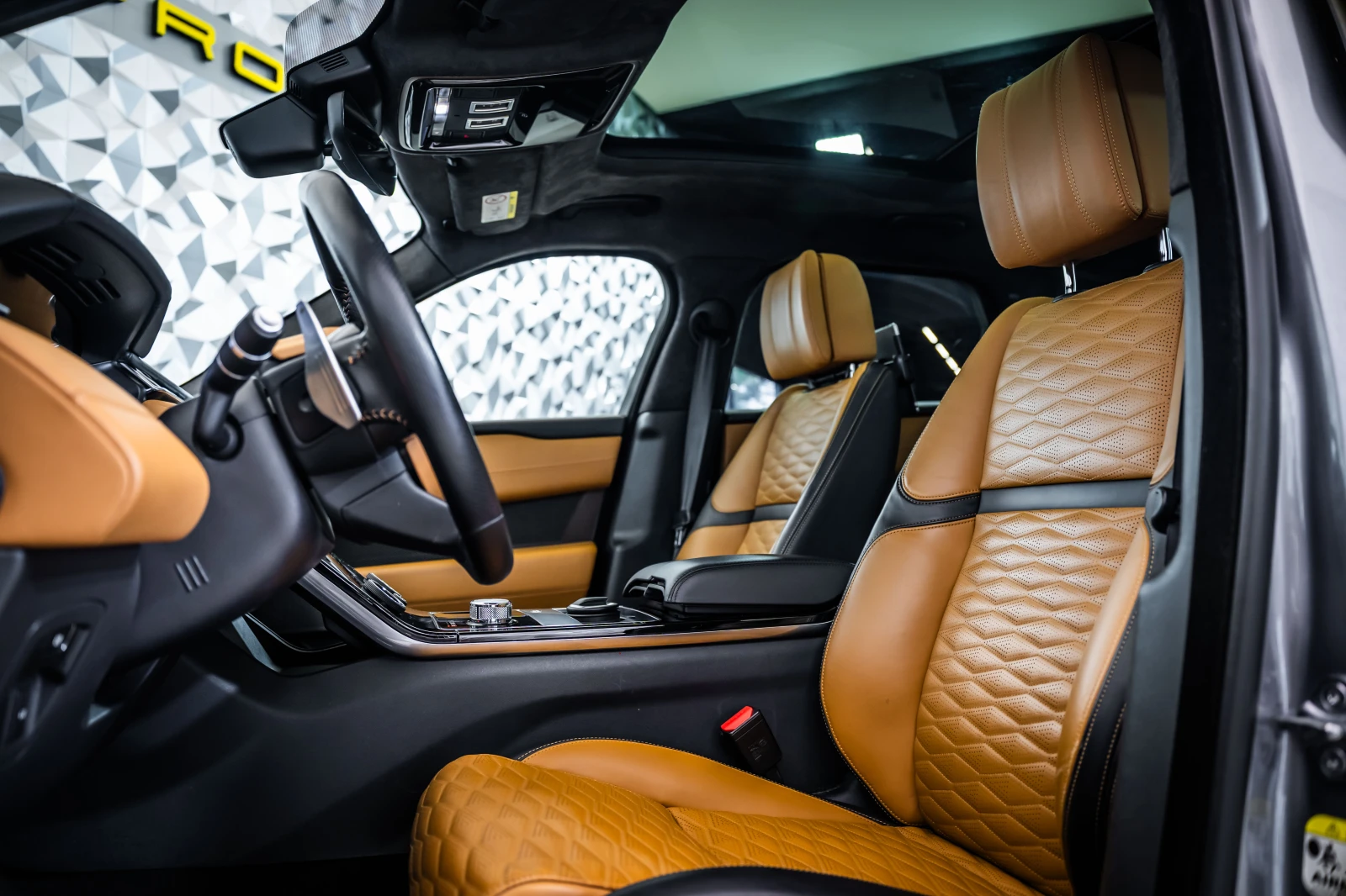 Land Rover Range Rover Velar SV Autobiography * Pano* Meridian, снимка 13 - Автомобили и джипове - 55577204