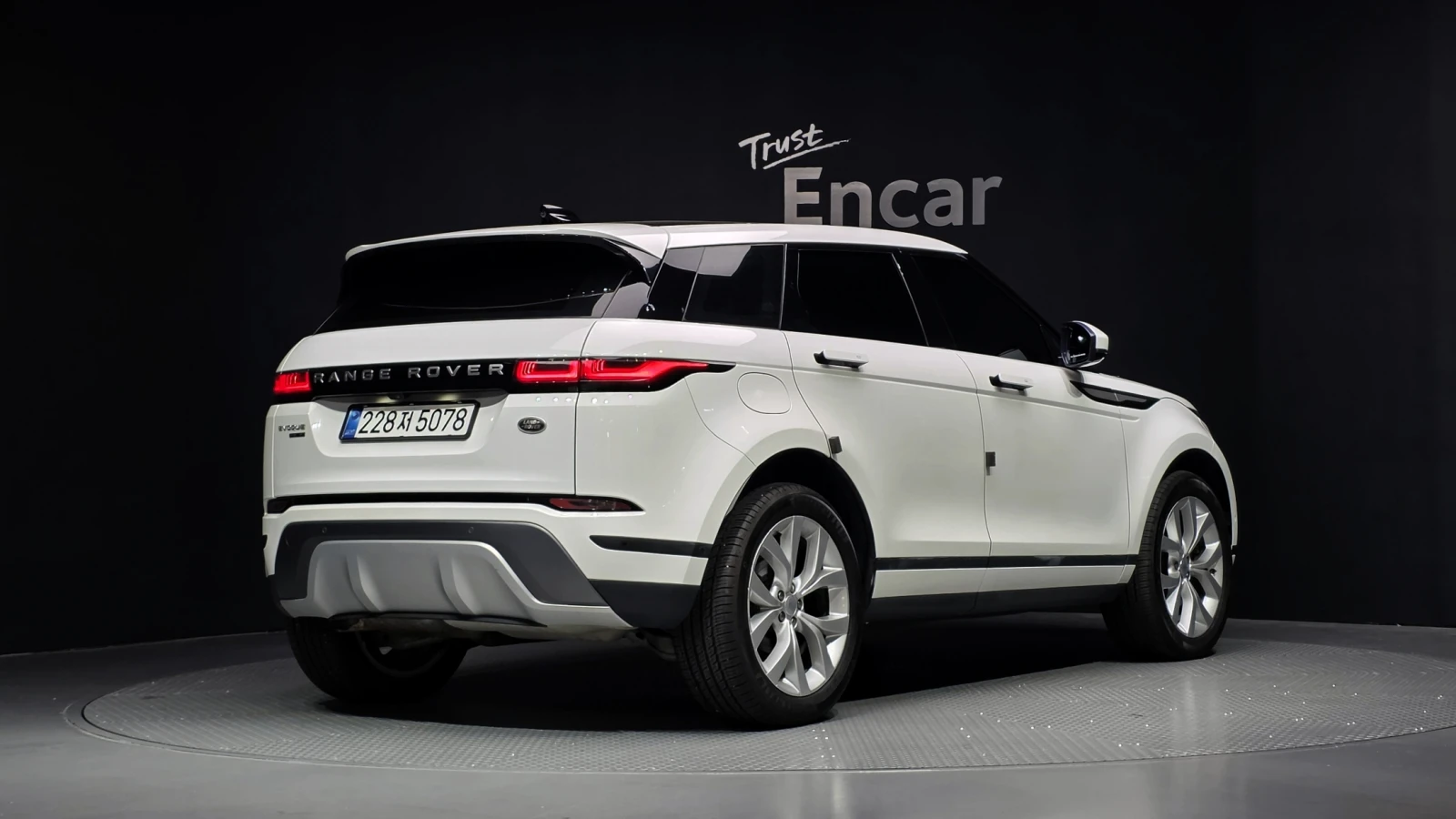 Land Rover Range Rover Evoque D180* ��. ��������* BLIND SPOT* ���* ������ ���� | Mobile.bg � ����������� 2