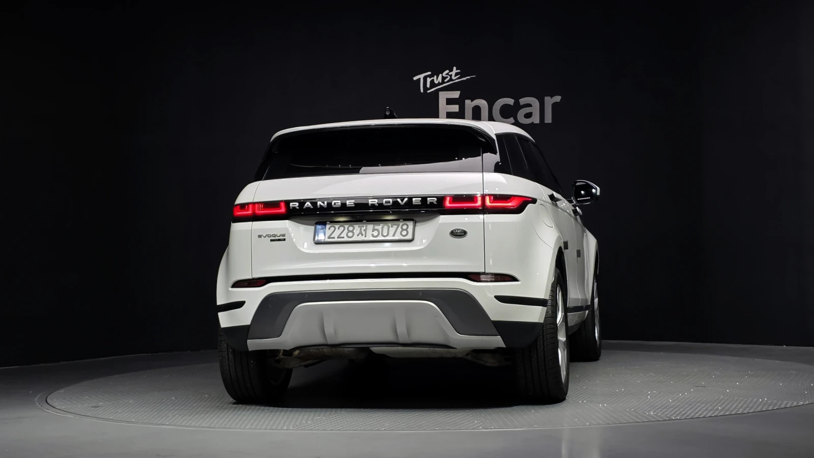 Land Rover Range Rover Evoque D180* ��. ��������* BLIND SPOT* ���* ������ ���� | Mobile.bg � ����������� 4