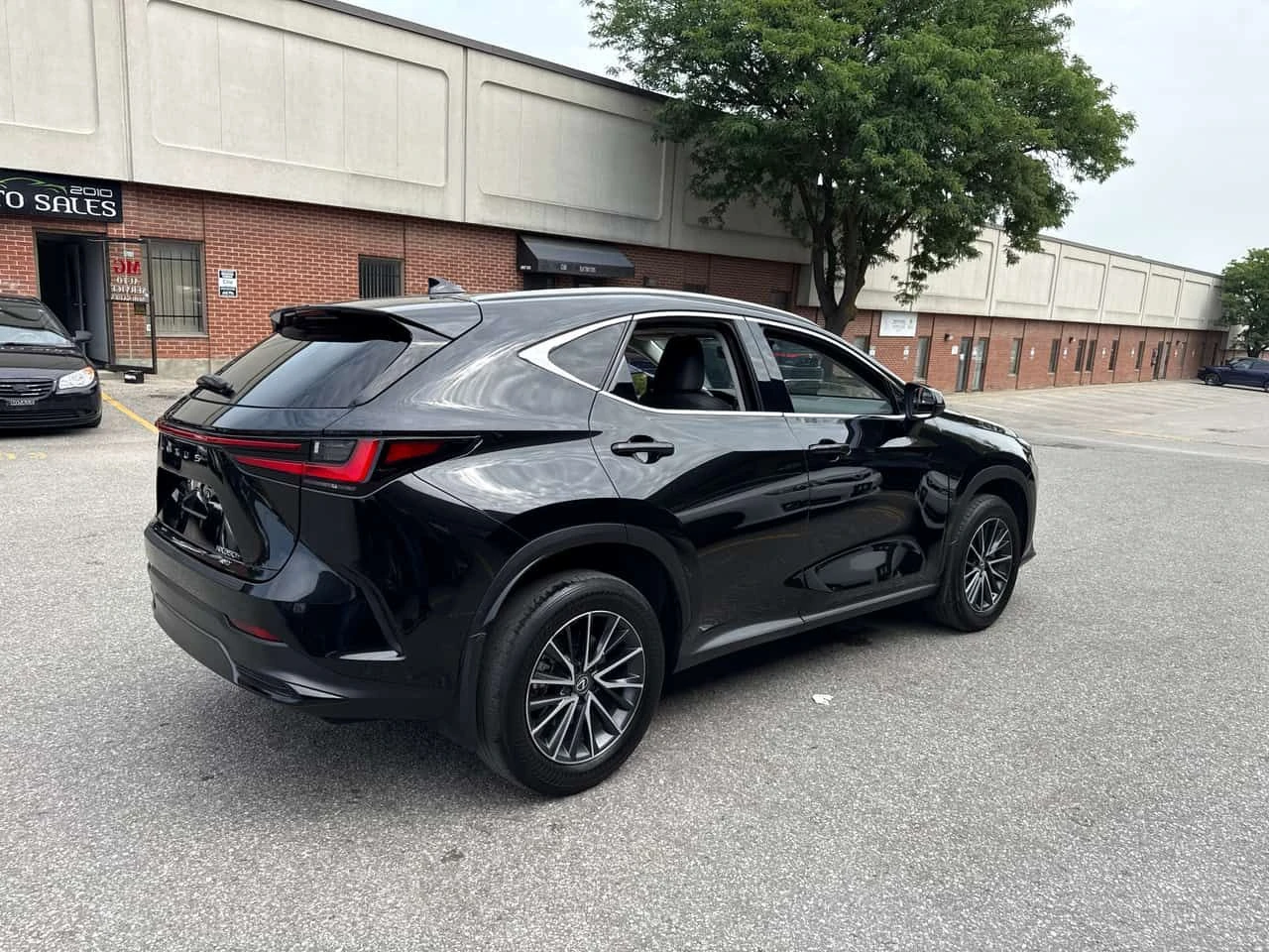 Lexus NX 350h  CARFAX, снимка 3 - Автомобили и джипове - 55721656