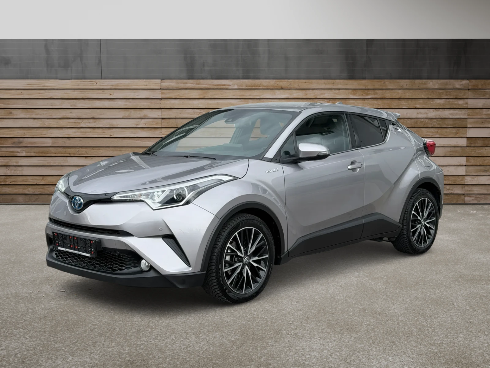 Toyota C-HR Hybrid 115000km НАПЪЛНО ОБСЛУЖЕН