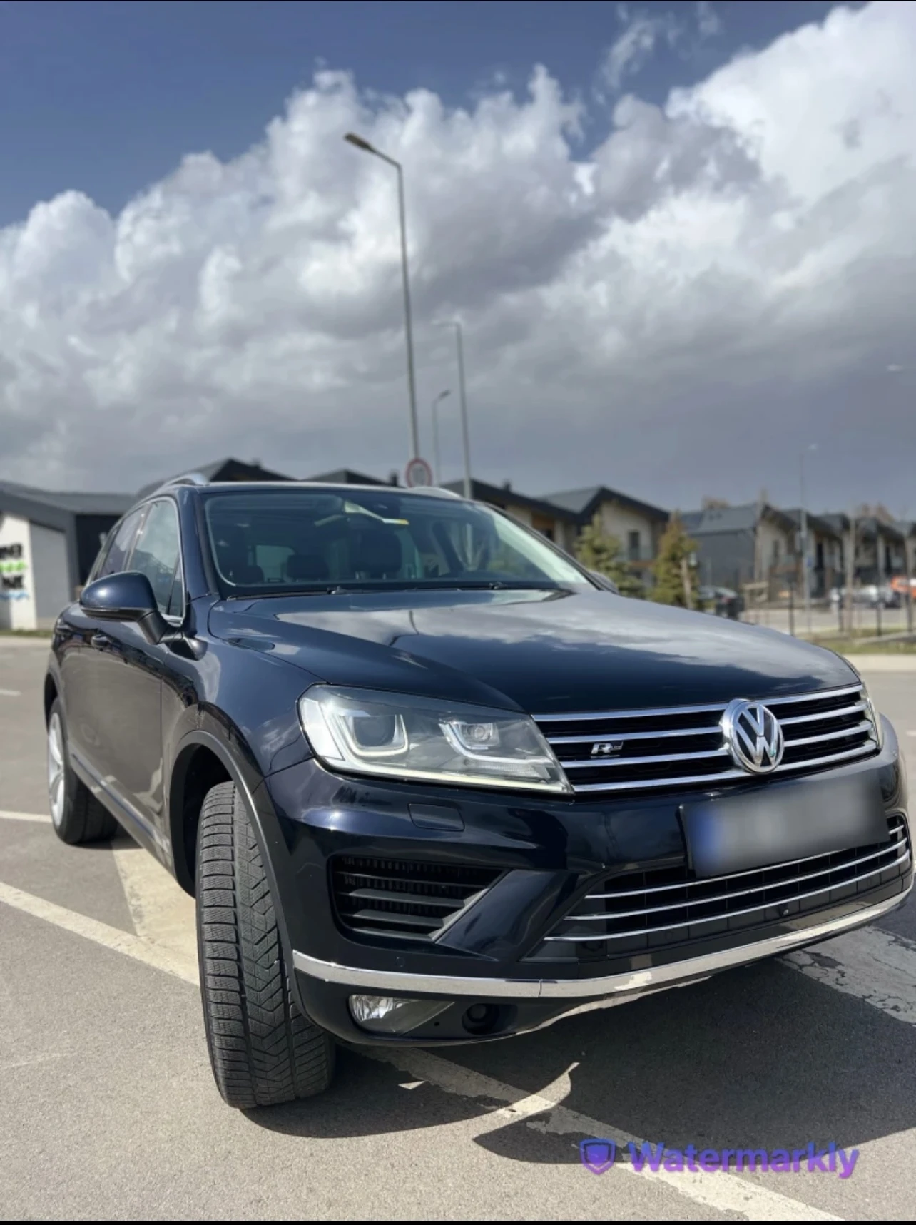 VW Touareg 3.0 TDI Executive edition | FULL, снимка 2 - Автомобили и джипове - 56718567