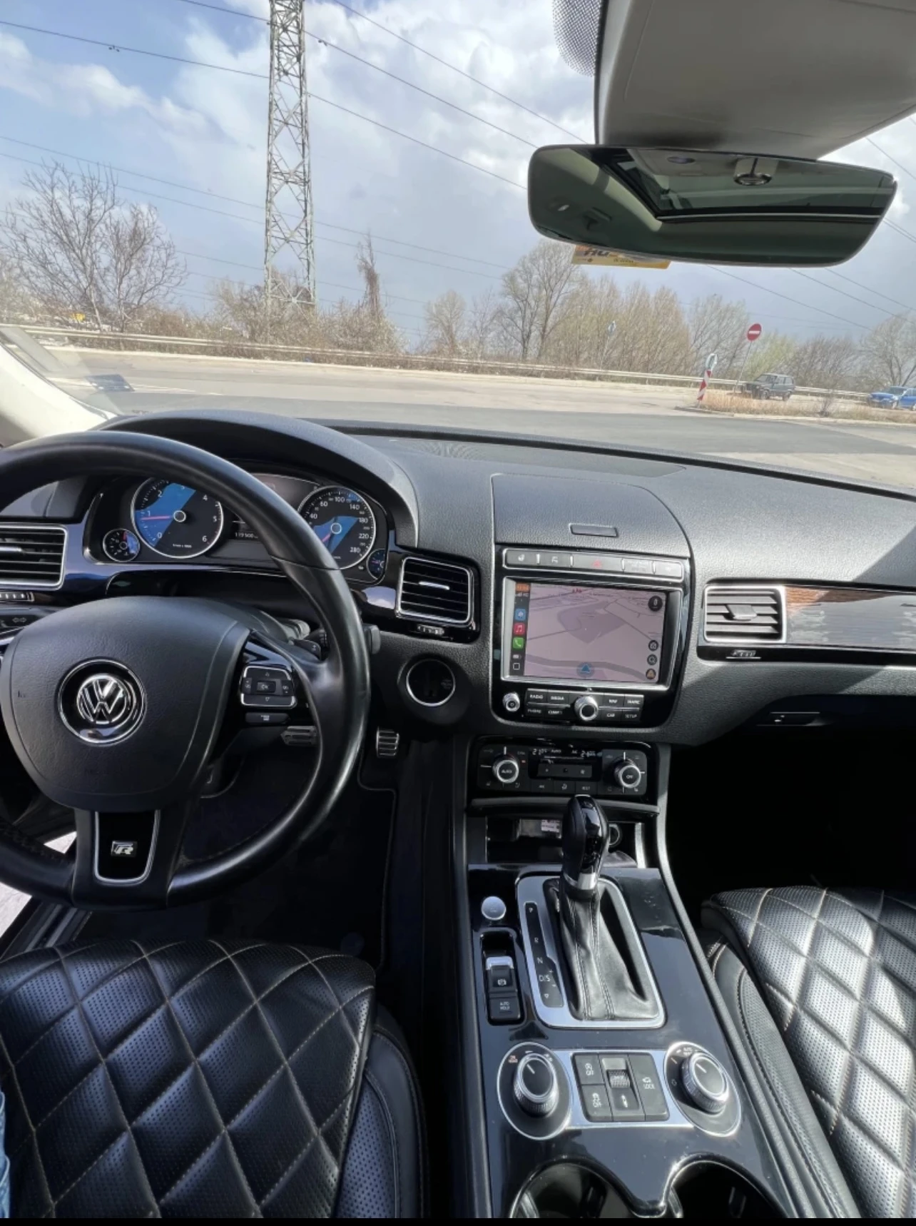 VW Touareg 3.0 TDI Executive edition | FULL, снимка 7 - Автомобили и джипове - 56718567
