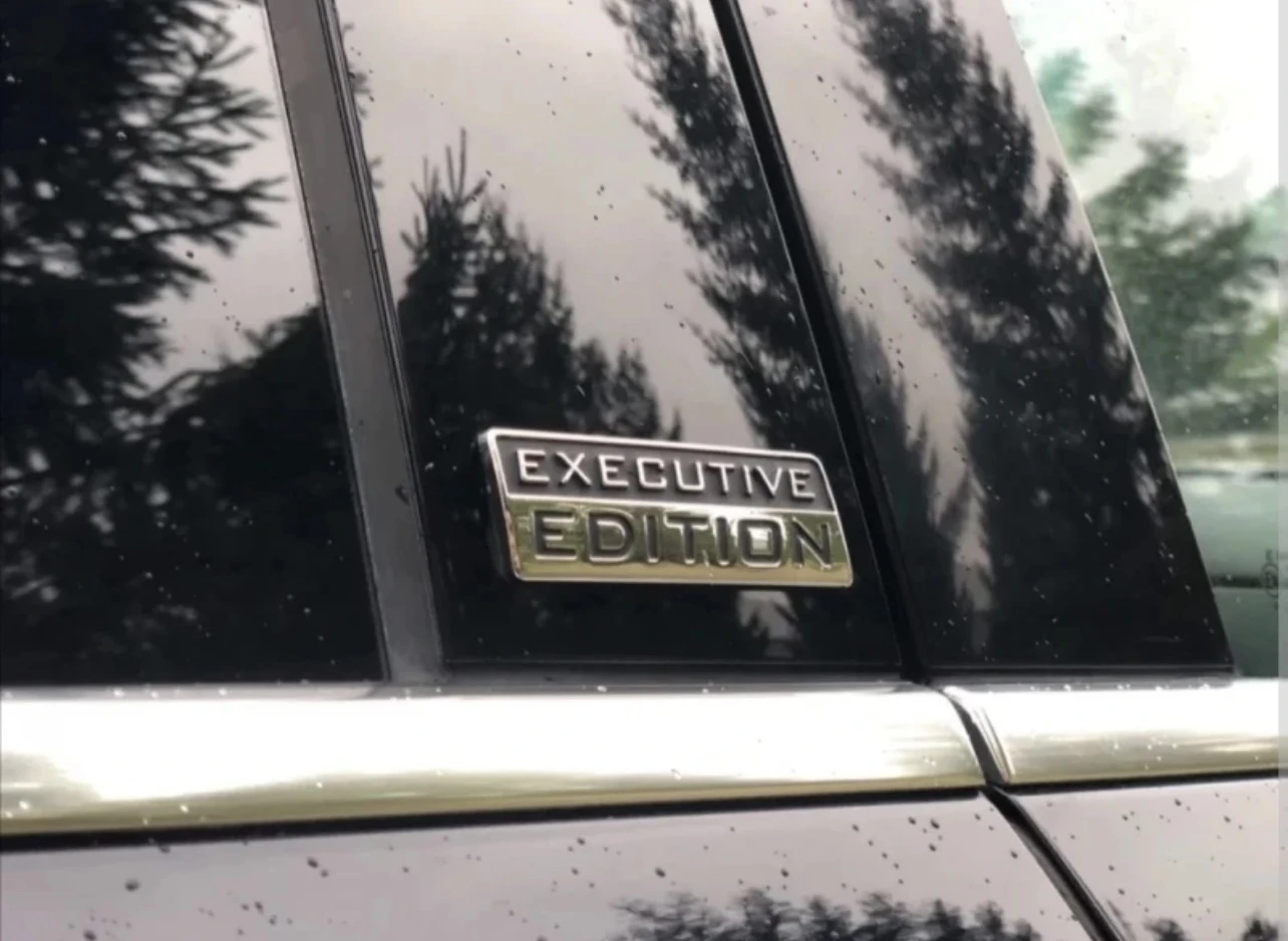 VW Touareg 3.0 TDI Executive edition | FULL, снимка 10 - Автомобили и джипове - 56718567