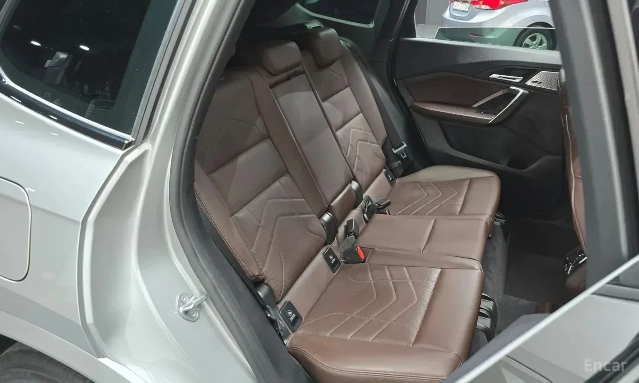 BMW X1, снимка 14 - Автомобили и джипове - 56723658