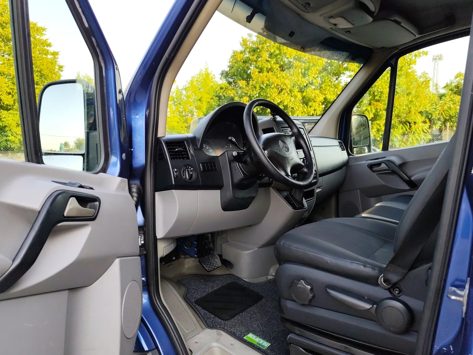 Mercedes-Benz Sprinter 318 3.0 АВТОМАТ КЛИМАТРОНИК  - изображение 7