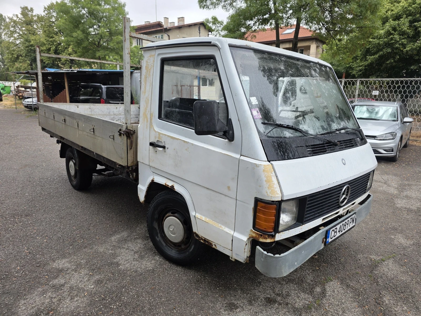 Mercedes-Benz Mb 100 D 2.4 Бордови - изображение 2