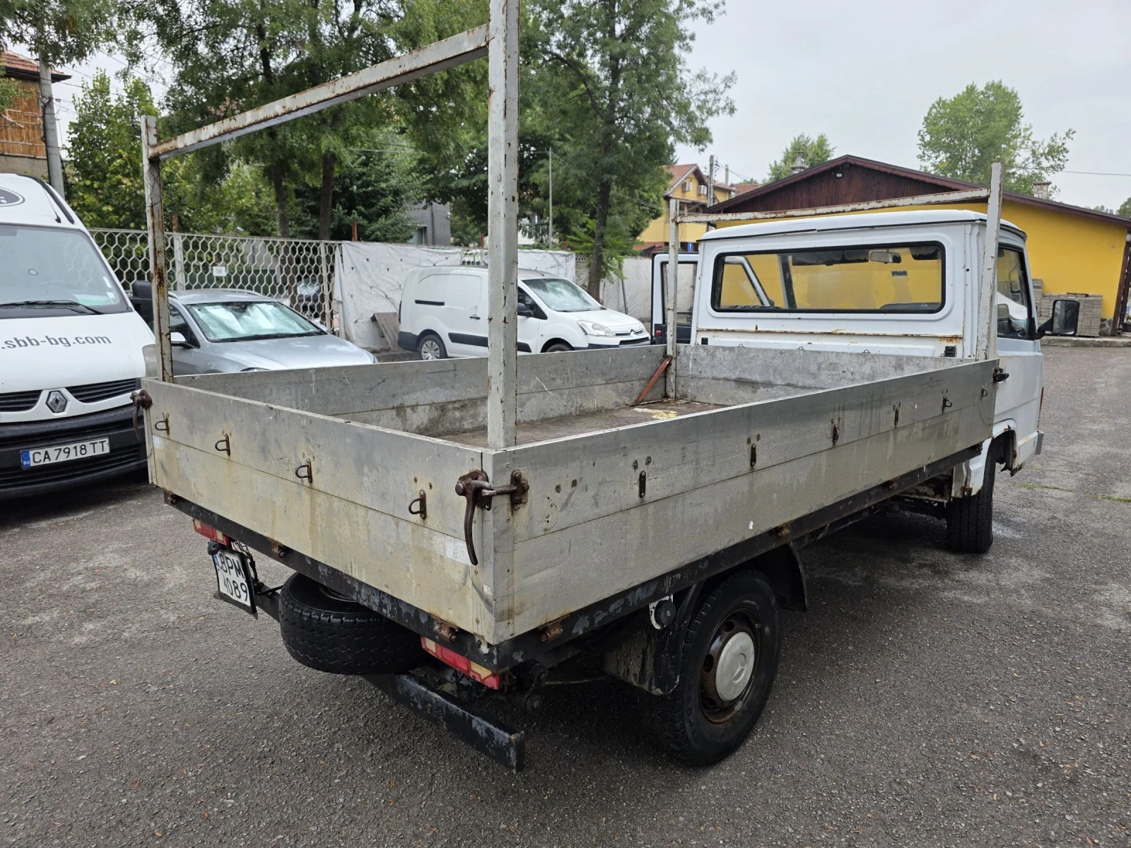 Mercedes-Benz Mb 100 D 2.4 Бордови - изображение 5
