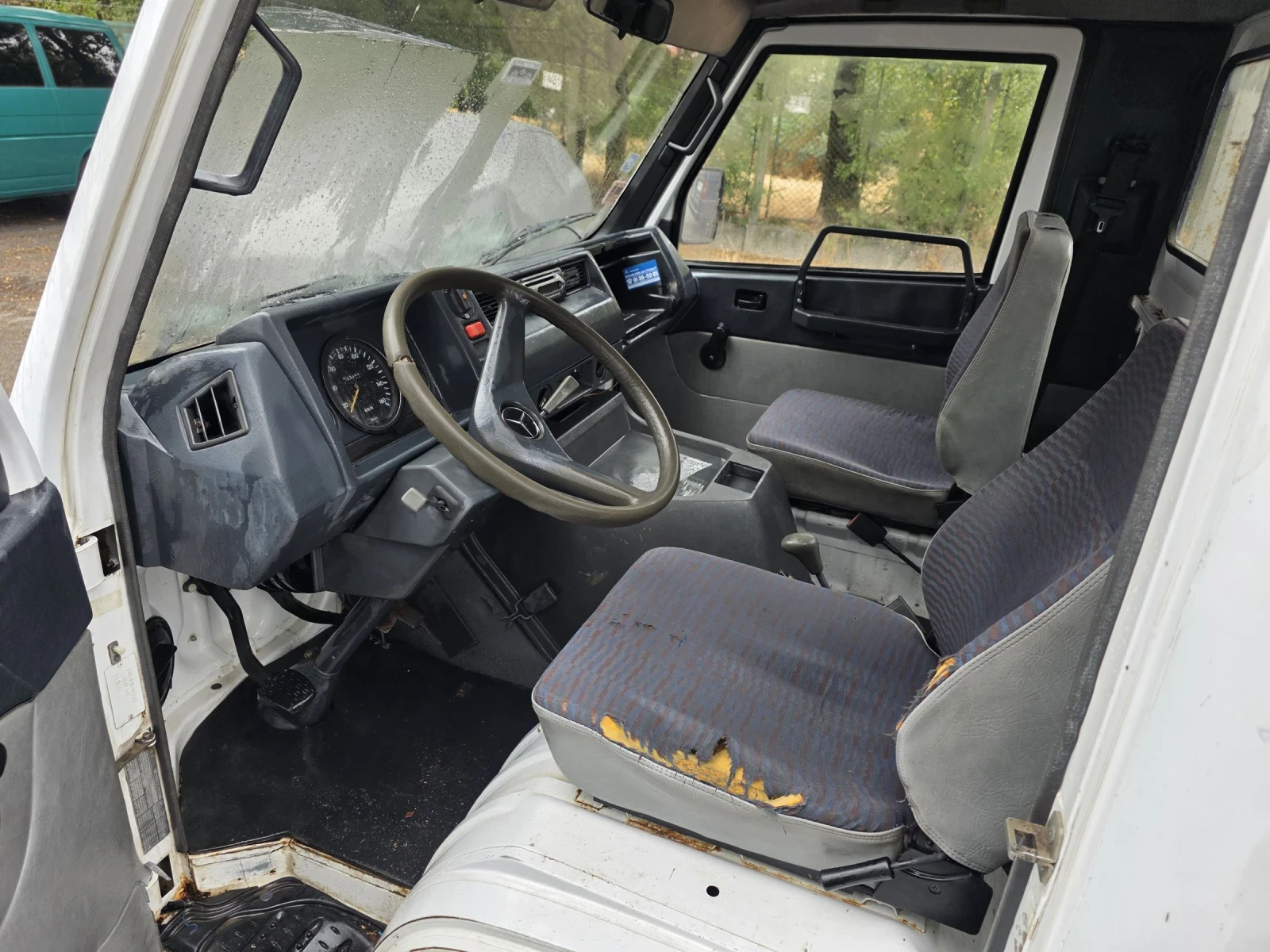 Mercedes-Benz Mb 100 D 2.4 Бордови - изображение 8