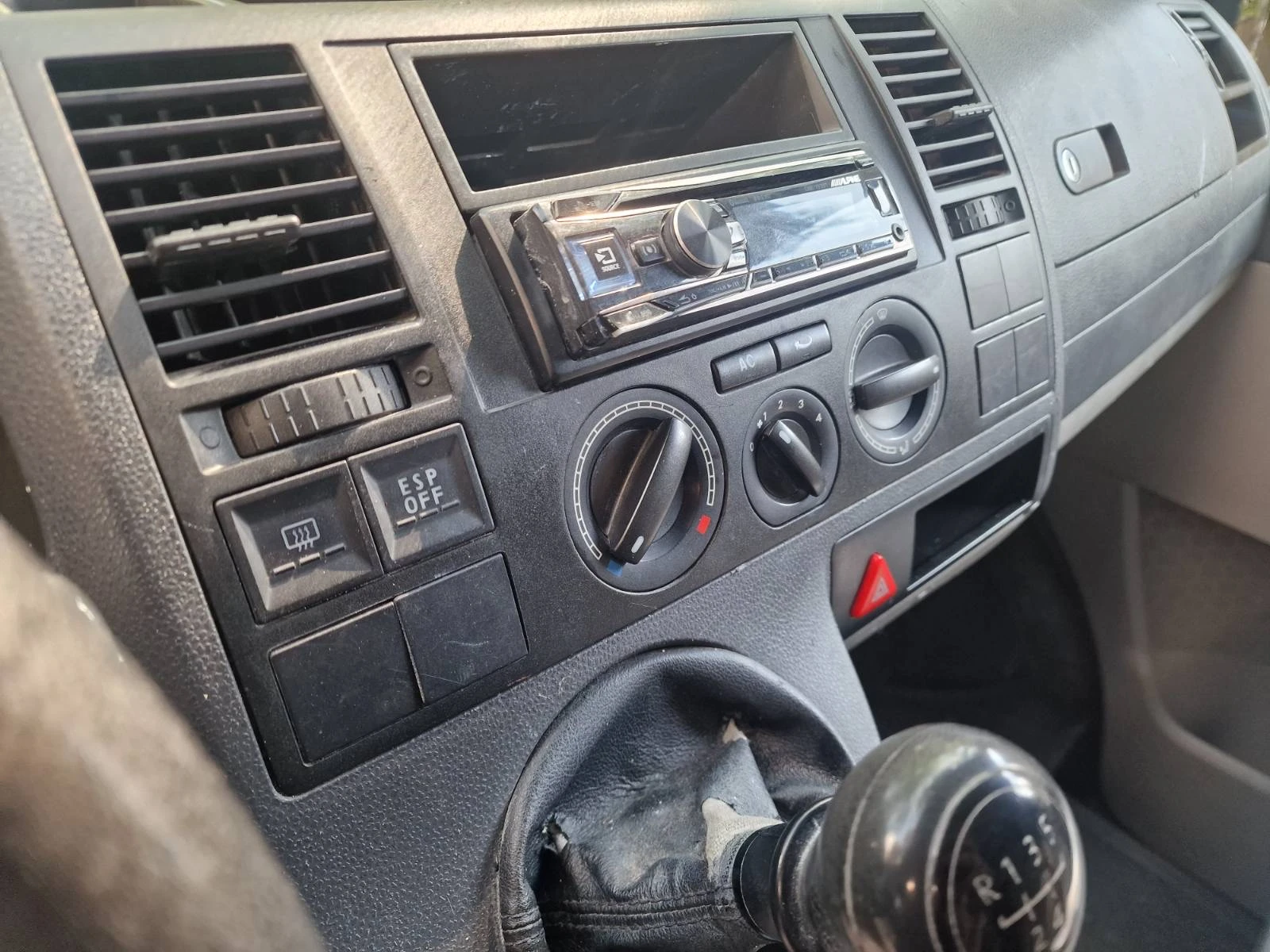 VW T5 1.9TDi, снимка 8 - Бусове и автобуси - 55222632