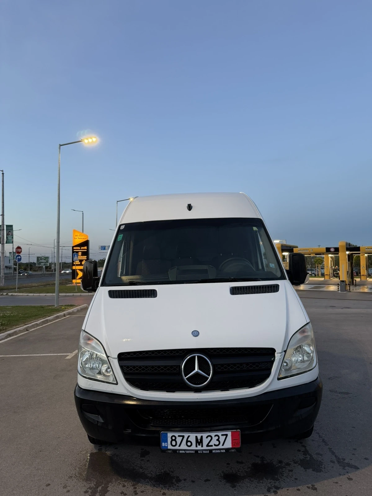 Mercedes-Benz 209 Товарен, снимка 4 - Бусове и автобуси - 56616844