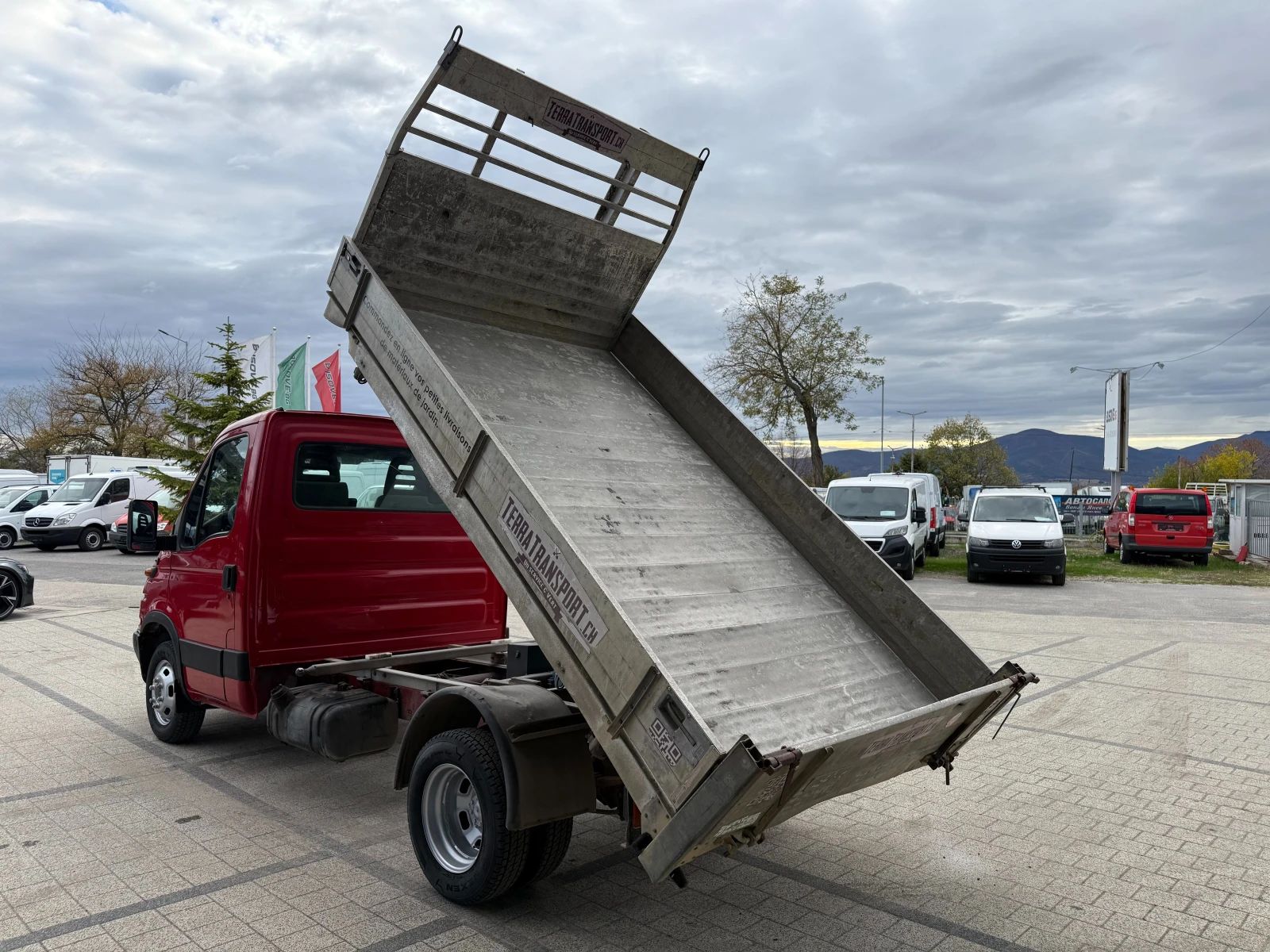 Iveco Daily 35C12 до 3.5т. 3.22м. , снимка 6 - Бусове и автобуси - 56725556