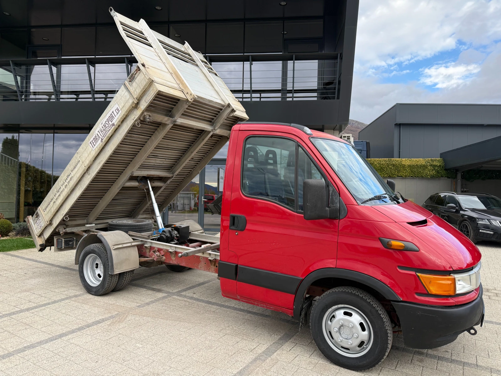 Iveco Daily 35C12 до 3.5т. 3.22м. , снимка 2 - Бусове и автобуси - 56725556