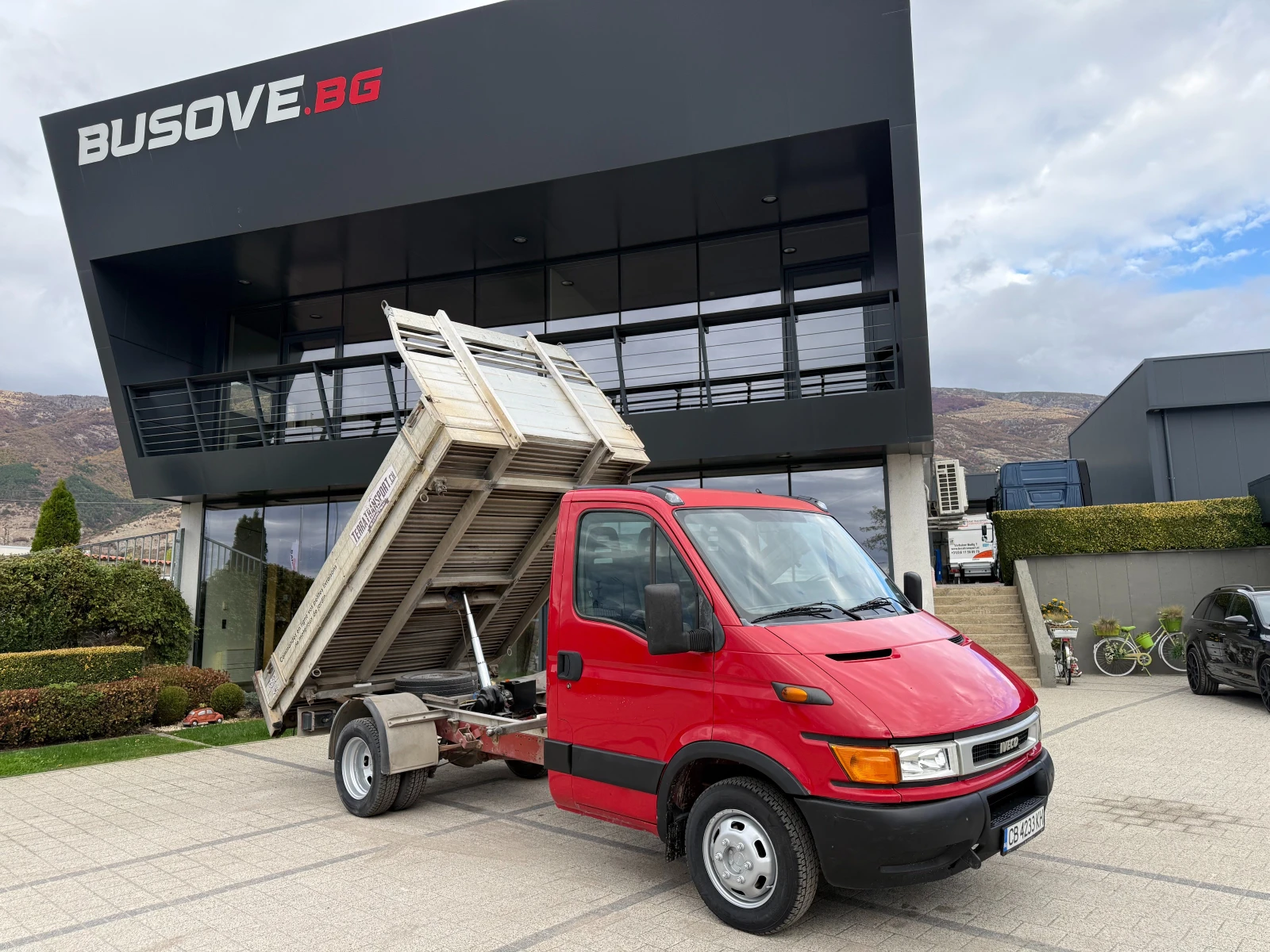 Iveco Daily 35C12 до 3.5т. 3.22м. 